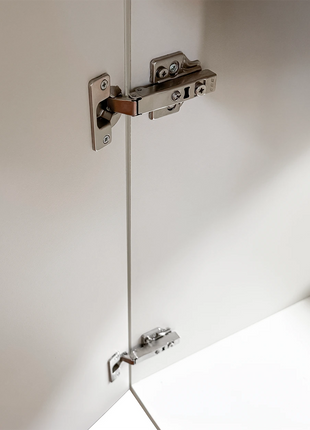 Mobile da bagno sospeso bianco laccato con 2 ante fresate e vasca in ceramica