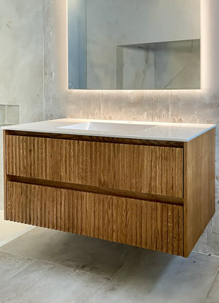 Mobile da bagno in legno effetto cannettato con specchio